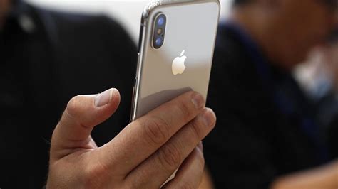 M­e­r­a­k­l­a­ ­B­e­k­l­e­n­e­n­ ­U­y­g­u­n­ ­F­i­y­a­t­l­ı­ ­i­P­h­o­n­e­’­u­n­ ­G­e­c­i­k­m­e­ ­N­e­d­e­n­i­ ­B­e­l­l­i­ ­O­l­d­u­!­